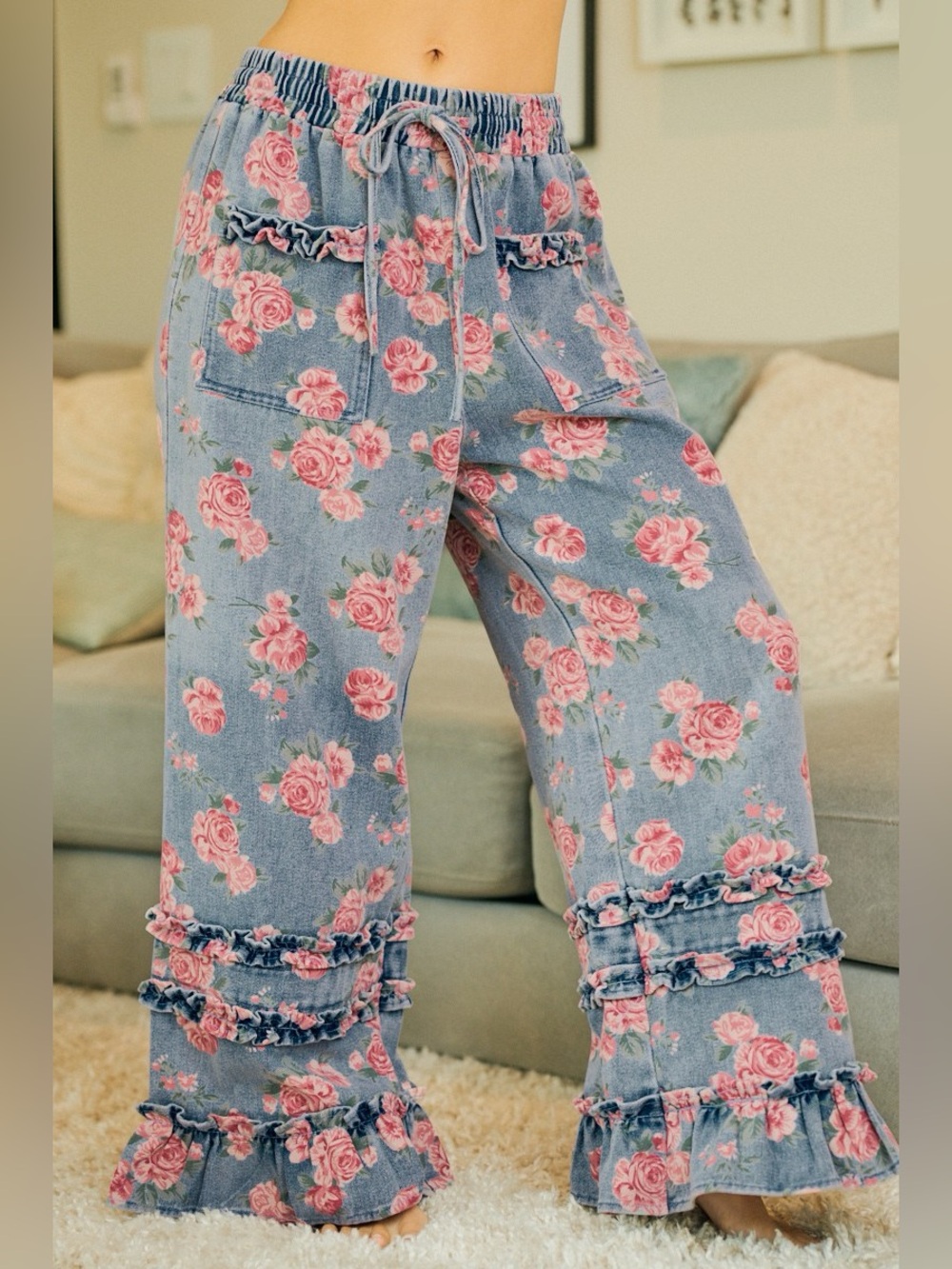 BiBi Washed Floral Denim With Ruffle Elastic Wide Pants 10010094801 - Picture 10 of 13